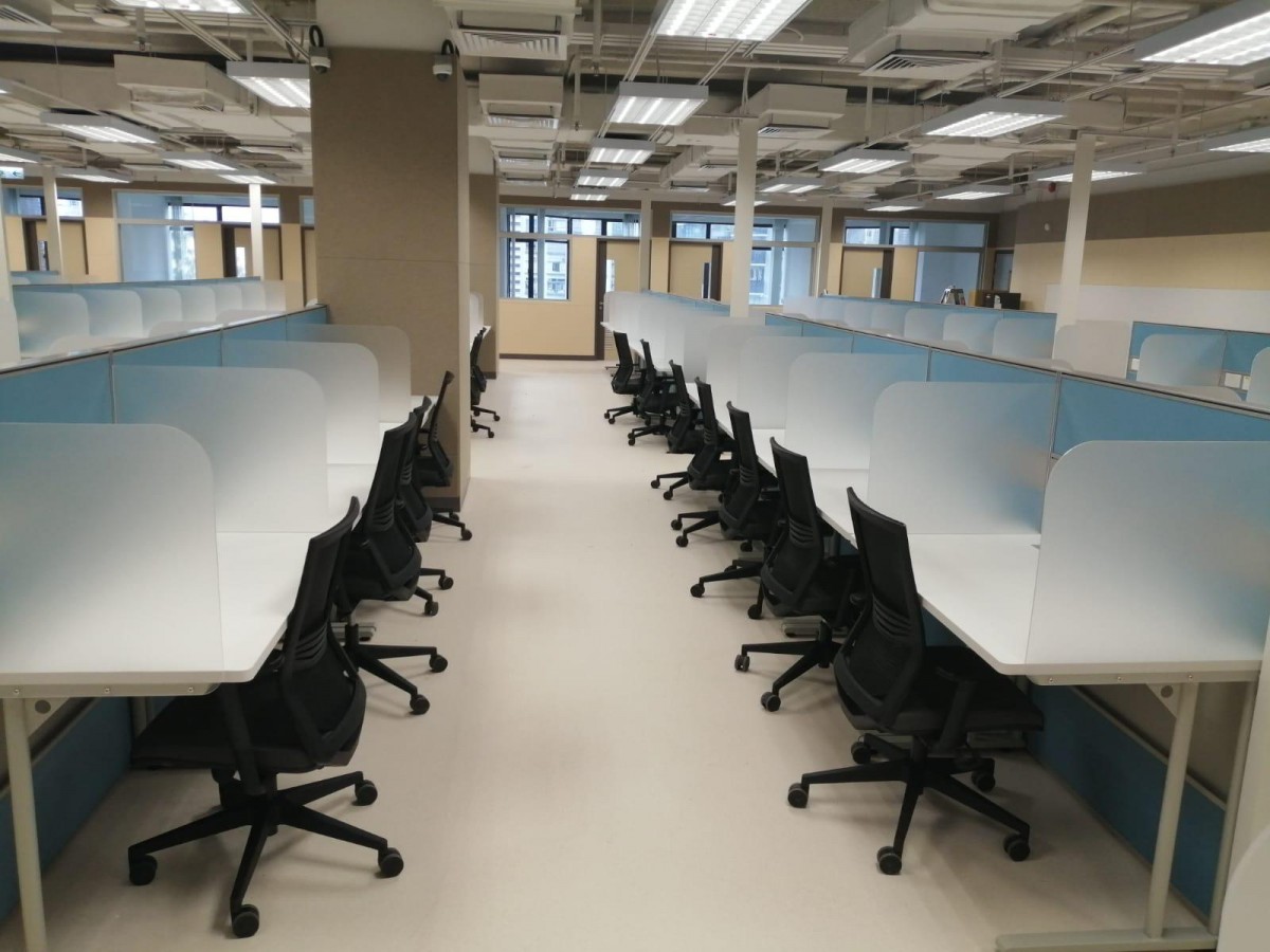 香港大学电子资讯培训室