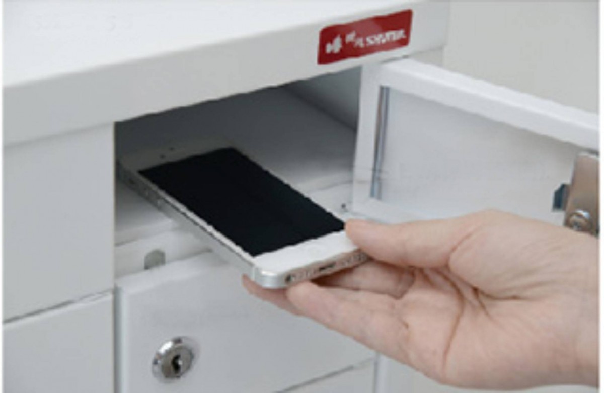 Mobile Phone Storage Locker ber